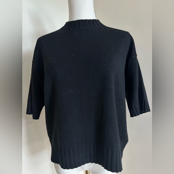 Evis Sweaters - Black Short Sleeve Sweater- One Size-NWOT